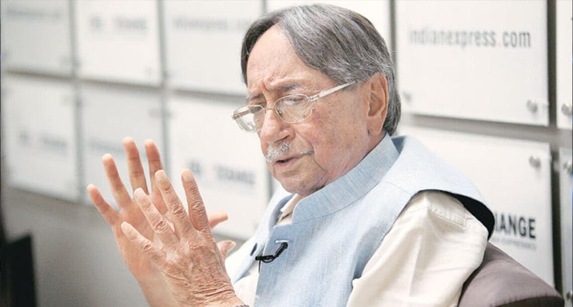 بھارت کے پاس پاکستان کے ساتھ بات کرنے  کے علاوہ کوئی چارہ نہیں۔ سابق سربراہ را