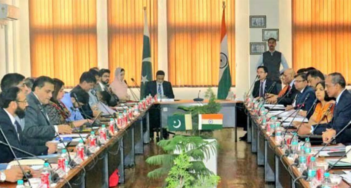 اٹاری بارڈر پر پاکستان اور بھارت کے درمیان کرتار پور کوریڈور سے متعلق پہلے باضابطہ مذاکرات جاری