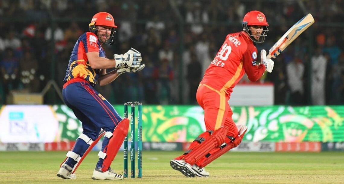 پی ایس ایل 4 ایلیمنیٹر راؤنڈ:‌اسلام آباد یونائیٹڈ 4 وکٹوں سے کامیاب، کراچی کنگز کا سفر اختتام