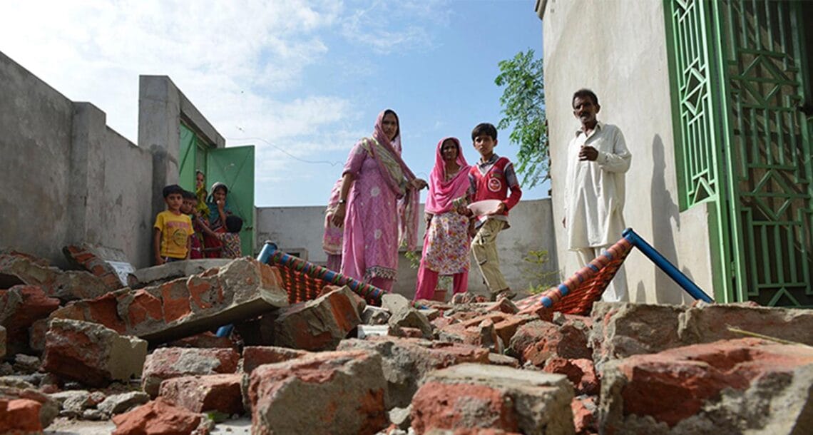 ایل او سی پر بھارت کی جارحیت کا سلسلہ جاری، شدید گولہ باری کے نتیجے میں 2 شہری شہید اور3 زخمی