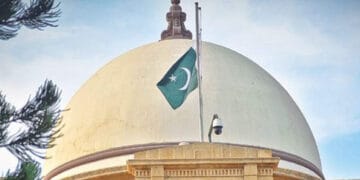 سانحہ کرائسٹ چرچ: مسلمانوں کے جانی نقصان پر پاکستان میں آج یوم سوگ، قومی پرچم سرنگوں