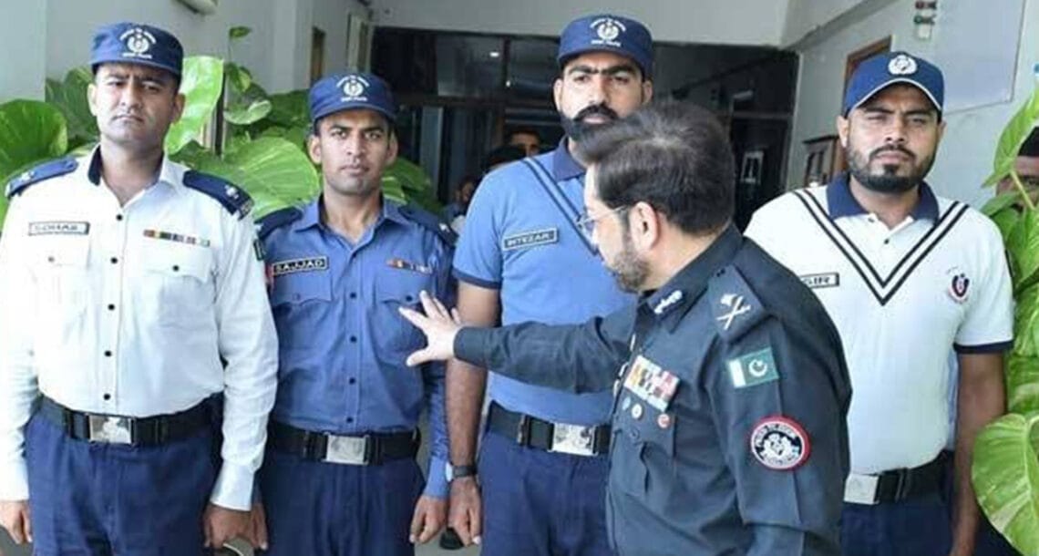 حکومت سندھ کا پولیس یونیوفارمز تبدیل کرنے کا فیصلہ