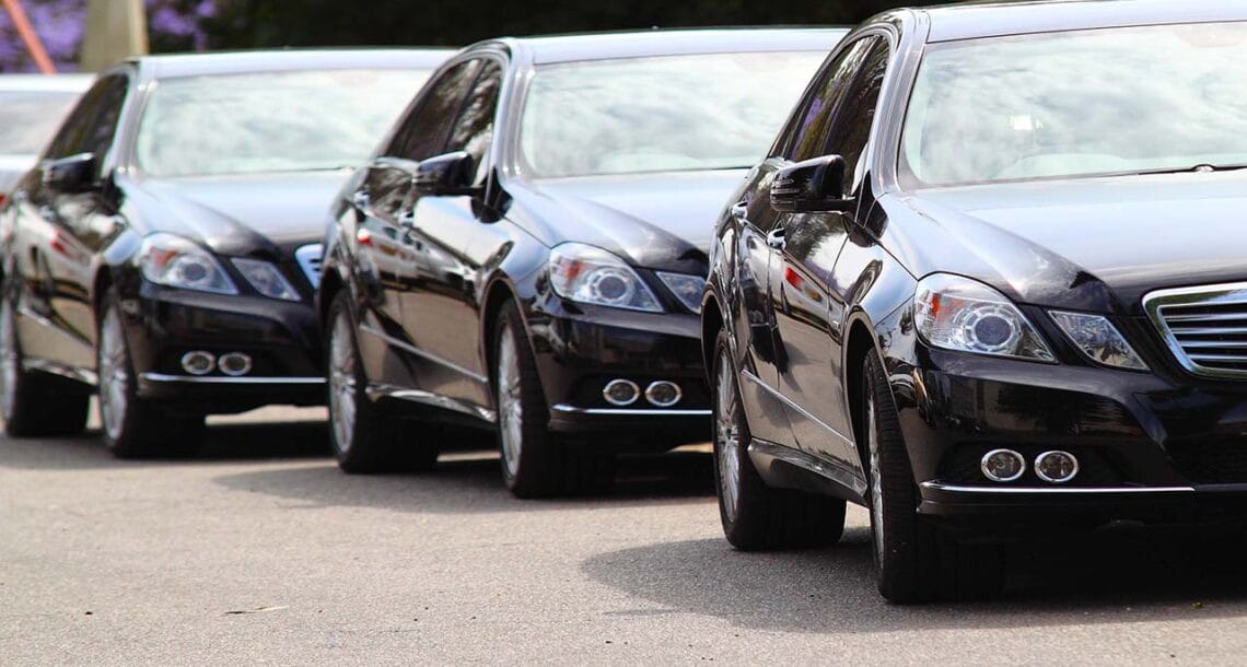 حکومت پنجاب کا عوامی نمائندوں کے لیے 70 نئی گاڑیاں خریدنے کا فیصلہ