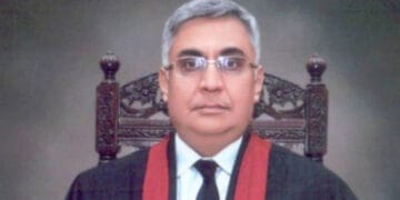 لاہور ہائی کورٹ کے جج جسٹس فرخ عرفان کا عہدے سے استعفیٰ