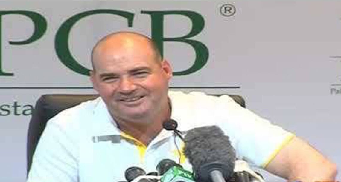 تمام اہم کھلاڑیوں کو فٹنس کے معیار پر پورا اُترنا ہوگا، فٹنس پہلی ترجیح ہے. قومی کوچ مکی آرتھر