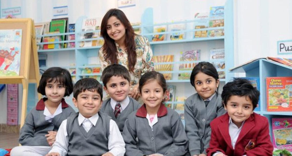 سندھ میں نجی اسکولوں پر یونیفارم اور اسٹیشنری فروخت کرنے پر پابندی