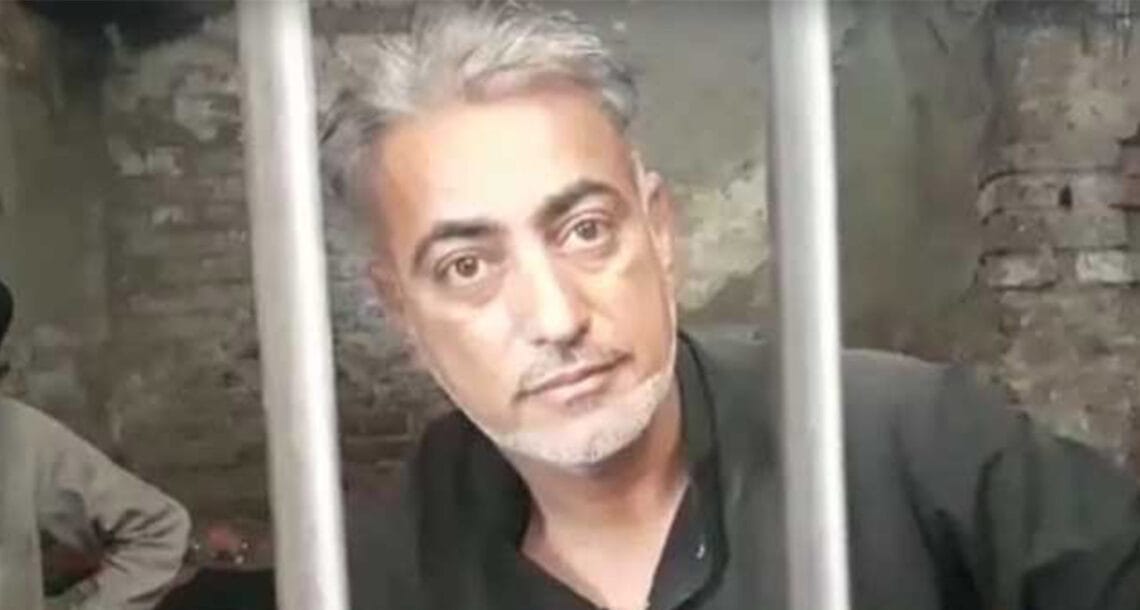 لاڑکانہ پولیس نے بچوں کو ایڈز کے مرض میں مبتلا کرنے والے ڈاکٹر کو گرفتار کرلیا