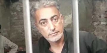 لاڑکانہ پولیس نے بچوں کو ایڈز کے مرض میں مبتلا کرنے والے ڈاکٹر کو گرفتار کرلیا