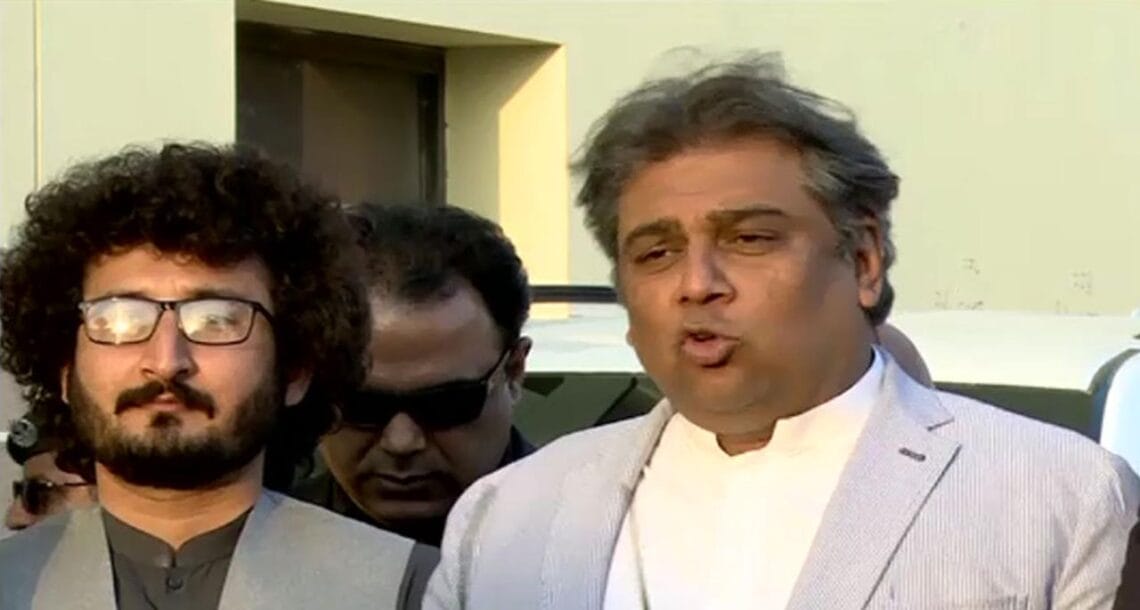 کوئی بھی حکومت آٹھ ماہ میں نتائج نہیں دے سکتی ہے. وفاقی وزیر علی زیدی — پاک الرٹس: سنسنی نہیں، صرف خبر - PakAlerts.net — قابل اعتماد ڈیجیٹل نیوز پلیٹ فارم عالمی امور، تازہ ترین خبریں, سیاست, ٹیکنالوجی، کھیل، معیشت، تفریح، صحت، تعلیم، اور بہت کچھ ایک جگہ پر۔ کوئی بھی حکومت آٹھ ماہ میں نتائج نہیں دے سکتی ہے. وفاقی وزیر علی زیدی