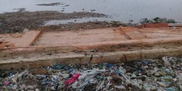 کورنگی ابراہیم حیدری کے قریب گڑھے میں گر کر 3 افراد جاں بحق