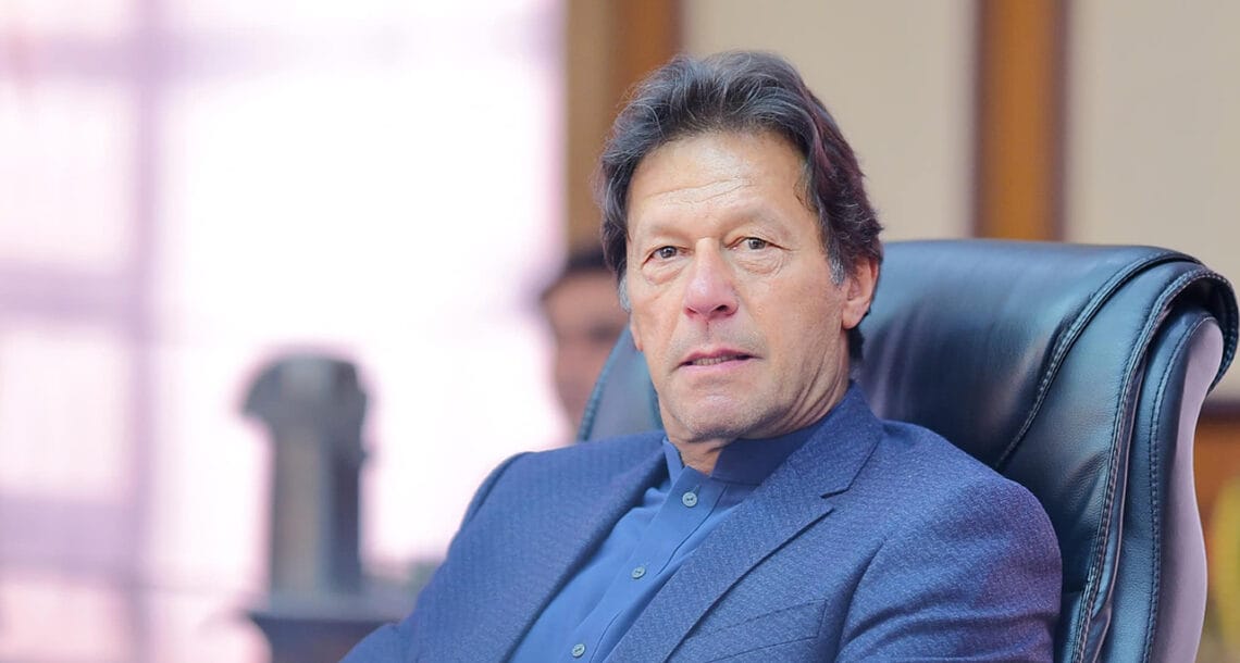 وزیر اعظم عمران خان کی پی سی بی حکام اور قومی ٹیم کے کھلاڑیوں سے ملاقات