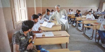 میٹرک کے امتحانات میں نقل مافیا کے سامنے بے بس انتظامیہ کا استذہ پر پابندی