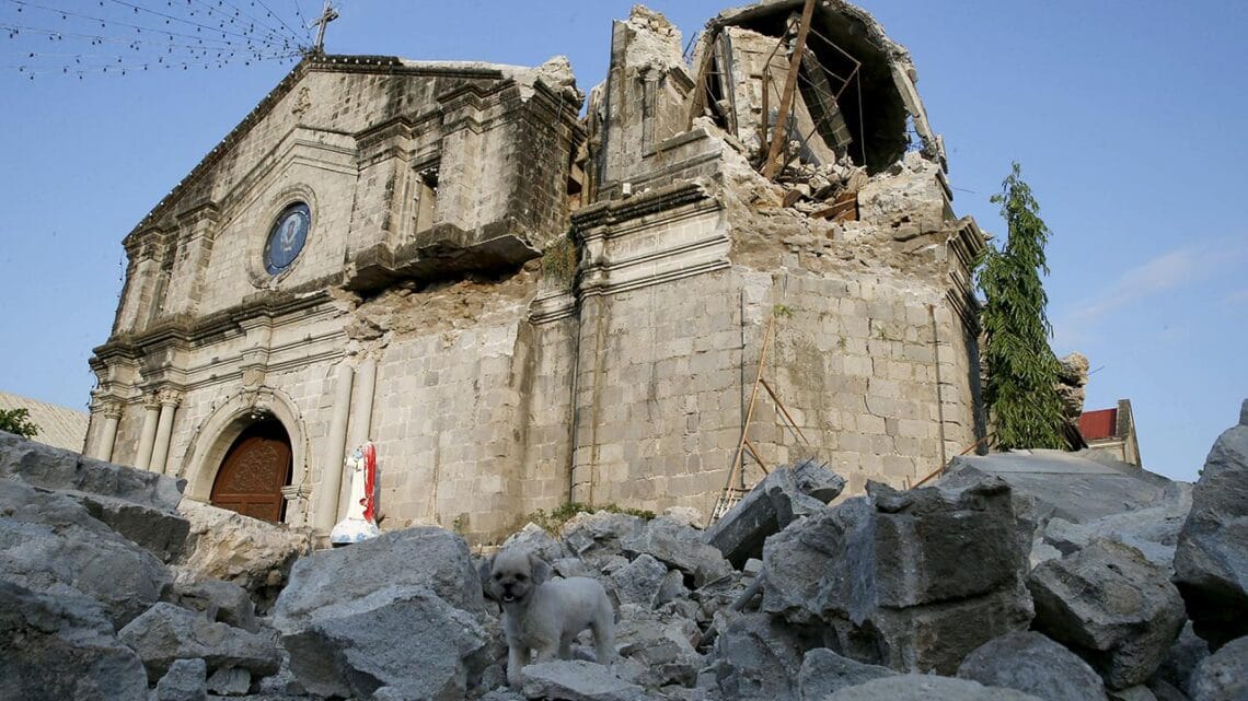 فلپائن میں زلزلے سے مرنے والوں کی تعداد 11 ہو گئی