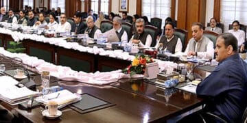پنجاب کابینہ میں ردو بدل آئندہ مالی سال کے بجٹ تک موخر