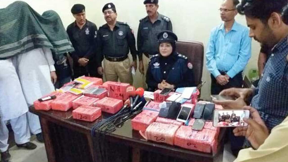 ریلوے پولیس نے موبائل فونز کی اسمگلنگ ناکام بنادی، 3 ملزمان گرفتار