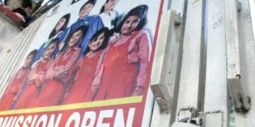 نیا تعلیمی سال جلد شروع کرنے پر نجی اسکولوں کے خلاف کاروائی