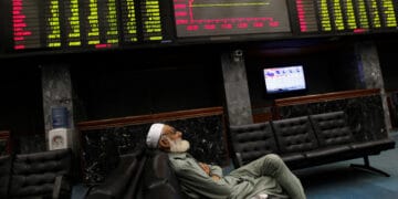 اسٹاک مارکیٹ میں شدید مندی، 110 پوائنٹس کی کمی۔