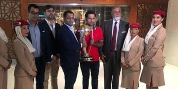 آئی سی سی ورلڈ کپ ٹرافی نمائش کیلئے پاکستان پہنچ گئی