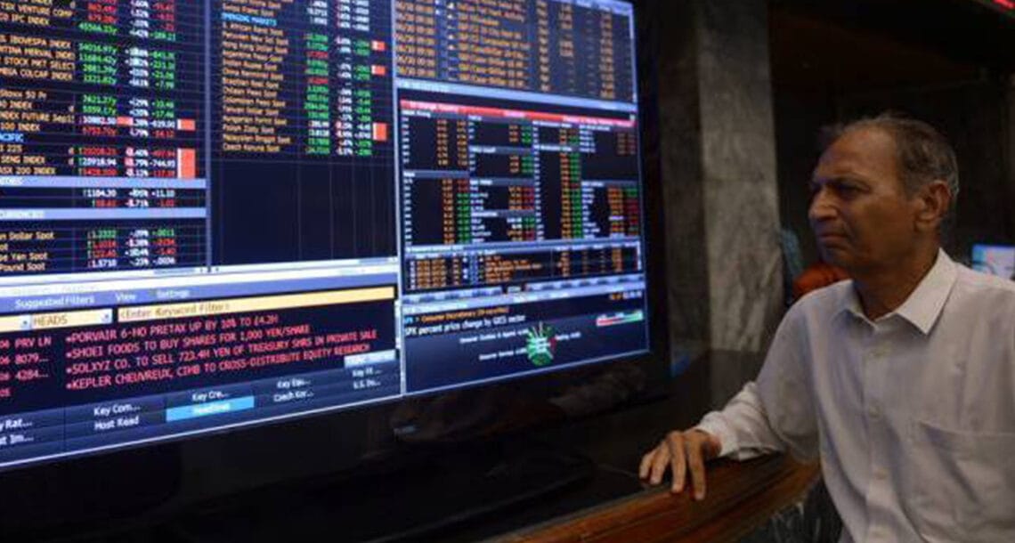 کاروباری ہفتہ کے پہلے روز  پاکستان اسٹاک ایکسچینج میں شدید مندی