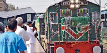 پاکستان ریلوے کا عید الفطر کے موقع پر اعلان کردہ 5 اسپیشل ٹرینوں کا شیڈول جاری