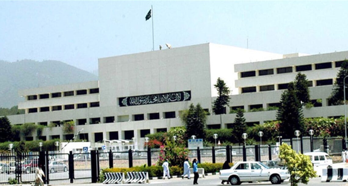 ججز کے خلاف ریفرنسز عدلیہ کی آزادی پر براہ راست حملہ ہے: اپوزیشن۔