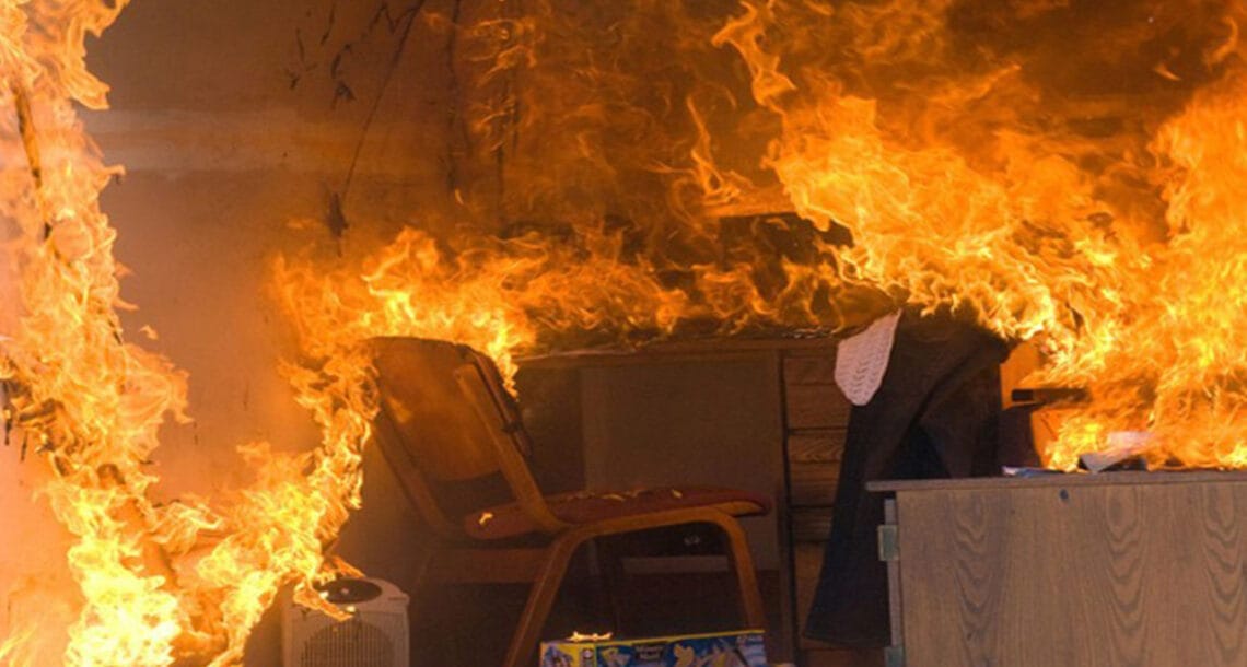 فیکٹری ایریا میں گھر میں آگ لگنے سے تین بچے جاں بحق