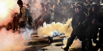 انڈونیشیا:‌صدارتی انتخابات کے نتائج کے بعد حالات کشیدہ، 6 افراد ہلاک 200 سے زائد زخمی