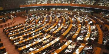 قومی اسمبلی میں 26ویں آئینی ترمیمی بل متفقہ طور پر منظور