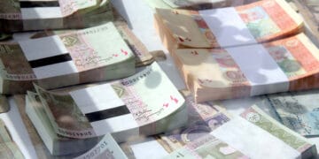 اسٹیٹ بینک کا ایس ایم ایس سروس کے ذریعے نئے کرنسی نوٹوں کی بکنگ کی تاریخ کا اعلان