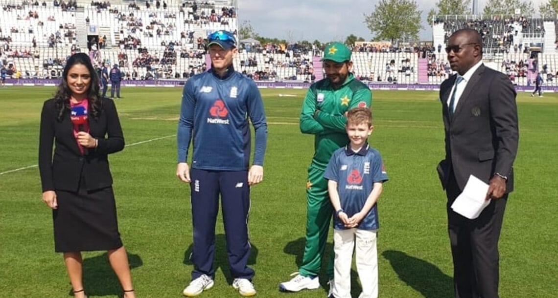 پاکستان اور انگلینڈ کے درمیان چوتھا ون ڈے آج کھیلا جائے گا