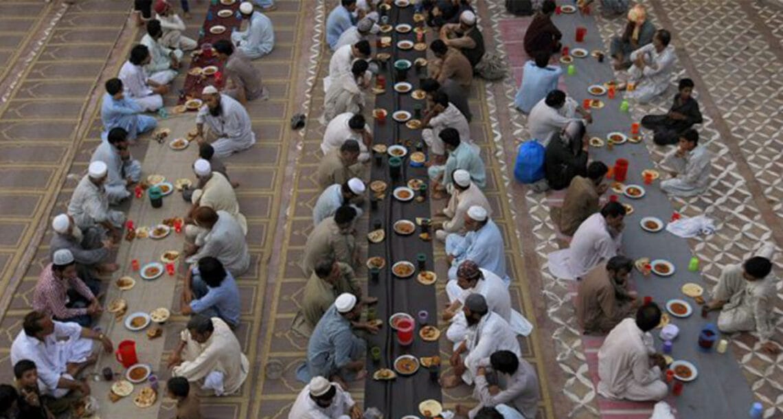 پاکستان میں پہلا روزہ کل ہوگا، خیبرپختونخوا کے کچھ اضلاع میں آج پہلا روزہ