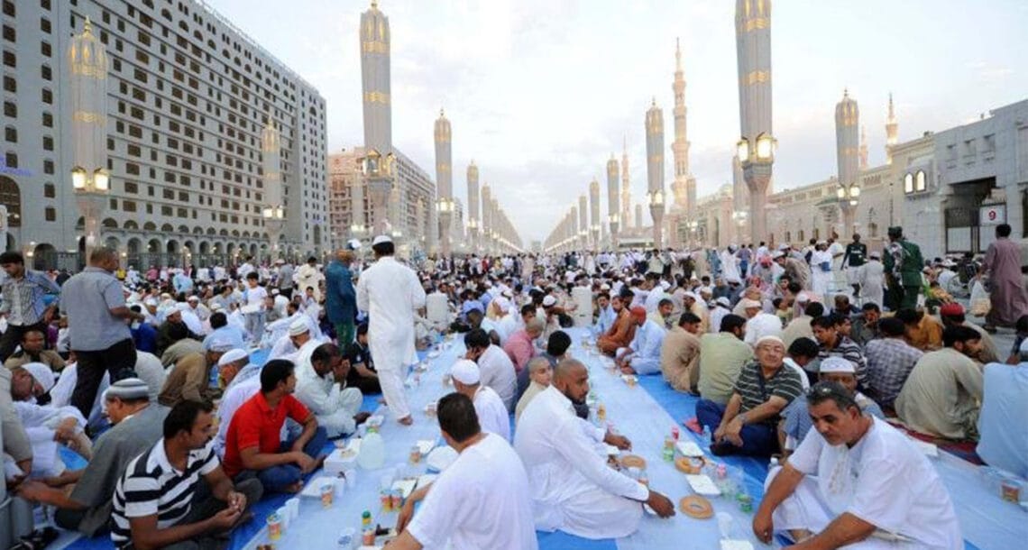 سعودی عرب سمیت دنیا کے بیشتر ملکوں میں آج پہلا روزہ