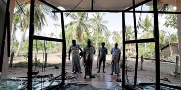 سری لنکا میں مسلم کش فسادات: مسلمانوں کی املاک و کاروبار کو نقصان، ایک مسلمان شہید