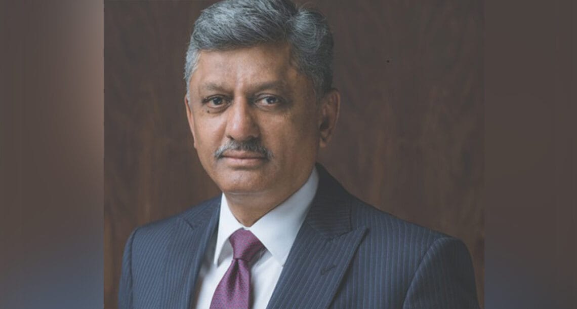 وفاقی حکومت نے سیکریٹری خزانہ کو بھی تبدیل کردیا