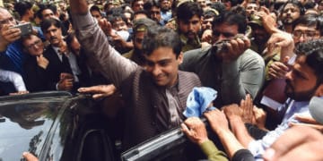 رمضان شوگرمل کیس: حمزہ شہباز احتساب عدالت میں پیش، جسمانی ریمانڈ کے معاملے پر فیصلہ محفوط