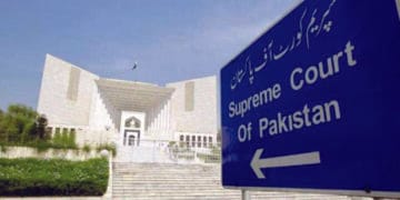 افسوس کے ساتھ کراچی پاکستان کا بدترین شہر بن چکا ہے. سپریم کورٹ