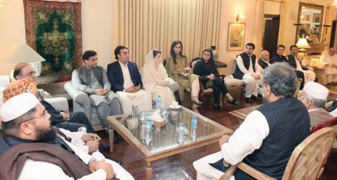 مولانا فضل الرحمان کی 26 جون کو اے پی سی کے لئے دیگر قائدین کو ٹیلیفون کرکے دعوت