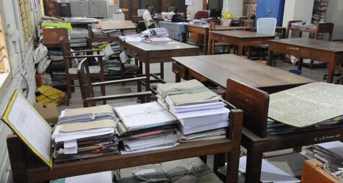 خیبرپختونخوا حکومت کا 20 ہزار سے زائد آمدنی اور سرکاری ملازمین پرانکم ٹیکس عائد