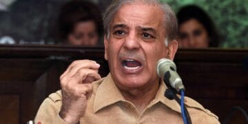 پورا زور لگائیں گے کہ عوام دشمن بجٹ منظور نہ ہو. شہباز شریف