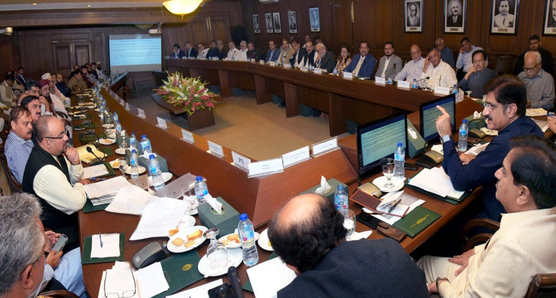 کراچی میں پانی کا مسئلہ: وزیر اعلیٰ سندھ سید مراد علی شاہ کی زیر صدارت اسٹیک ہولڈرز کی طویل کانفرنس