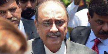 نیب نے آصف علی زرداری کو پارک لین کیس میں بھی گرفتار کرلیا