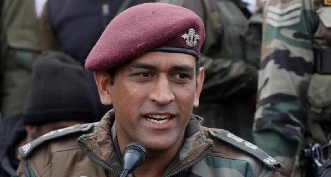 ایم ایس دھونی کشمیر میں فوجی ذمہ داری انجام دیں گے