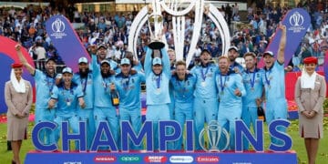 آئی سی سی ورلڈکپ 2019: ناقابل شکست بھارت کو انگلینڈ کے ہاتھوں 31 رنز سے شکست