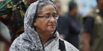 بنگلادیشی وزیر اعظم پر حملے کے الزام میں اپوزیشن کے 9 افراد کو سزائے موت