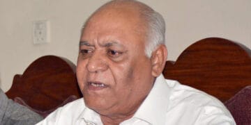 اپوزیشن کمیٹی کا چیئرمین سینیٹ کیلیے میرحاصل بزنجو کے نام پراتفاق