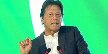 کسی سے جواب طلب کریں تو کہتے ہیں انتقامی کارروائی ہو رہی ہے- عمران خان
