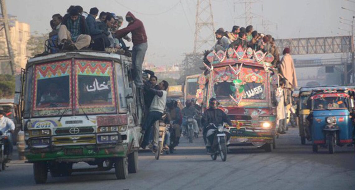 کراچی ٹرانسپورٹ اتحاد کا سی این جی کی قیمت میں اضافے کے خلاف کل سے ہڑتال کا اعلان