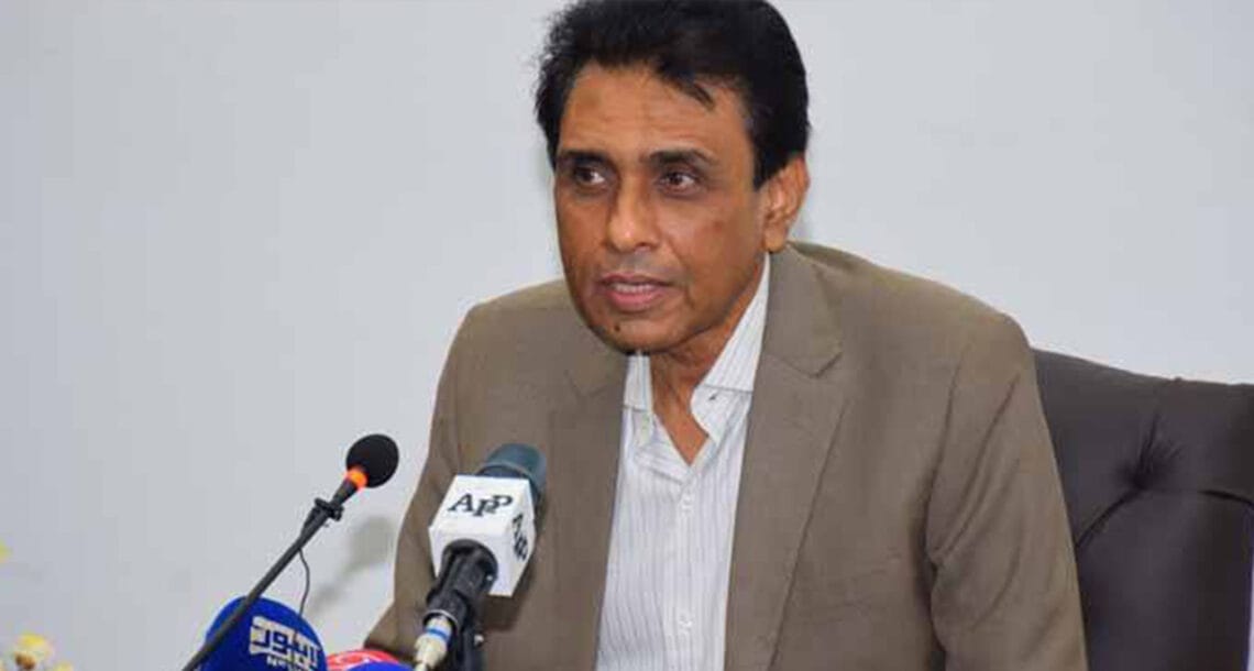 ایم کیوایم رہنما خالد مقبول صدیقی کی گاڑی چوری ہو گئی