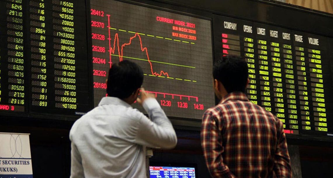 کاروباری ہفتے کے آغاز پر پاکستان اسٹاک ایکسچینج میں شدید مندی