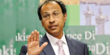 پاکستانیوں کو سی پیک سے بھرپور فائدہ اٹھانا چاہیے۔ مشیر خزانہ